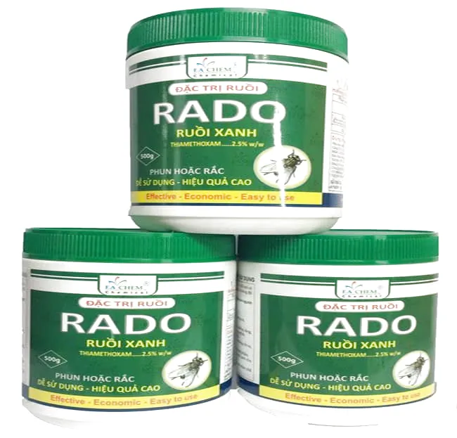 Rado thuốc đặc trị ruồi cho trang trại